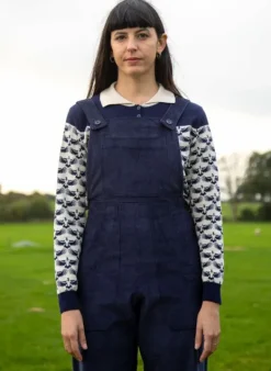 Store Aila Knitted Top - Navy Jacquard Eagle Tea Towels