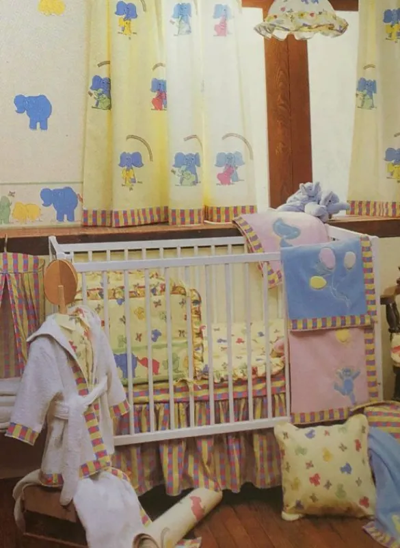 New Poppy - Elephants (Pastel) - Wallpaper Border - 10m Kids Children's Homeware